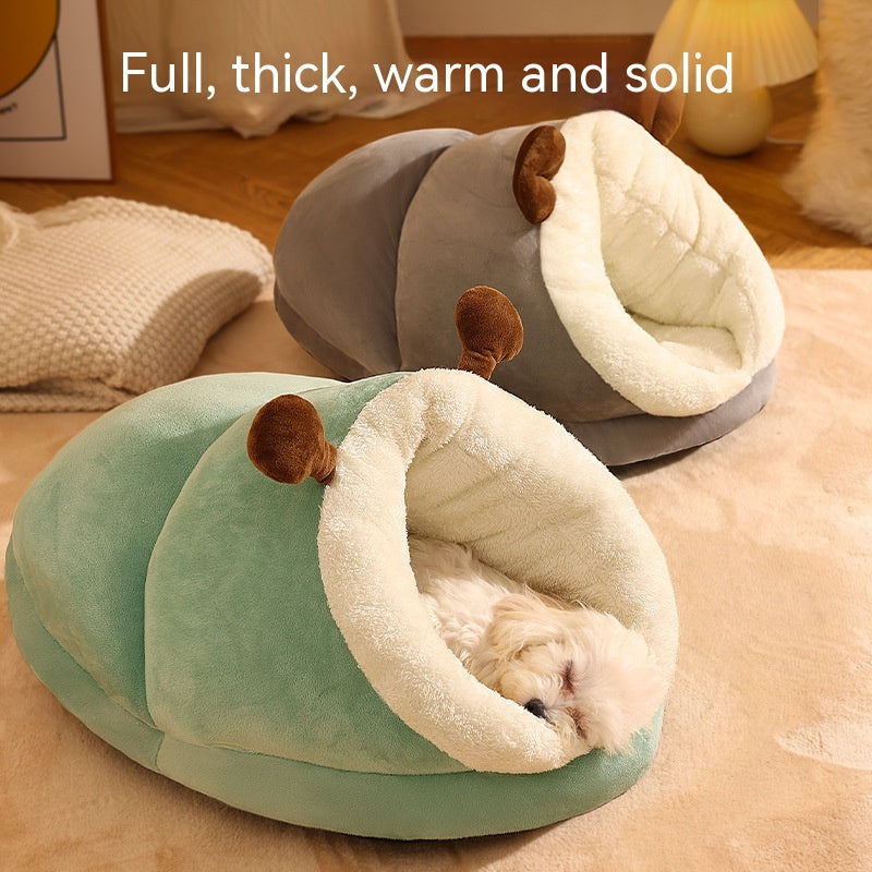 Pet Bed for Cats & Small Dogs – Soft Hooded Nest Sleeping Bag Cushion